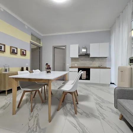 Apartament Myhome - Vittorio Veneto 113 *